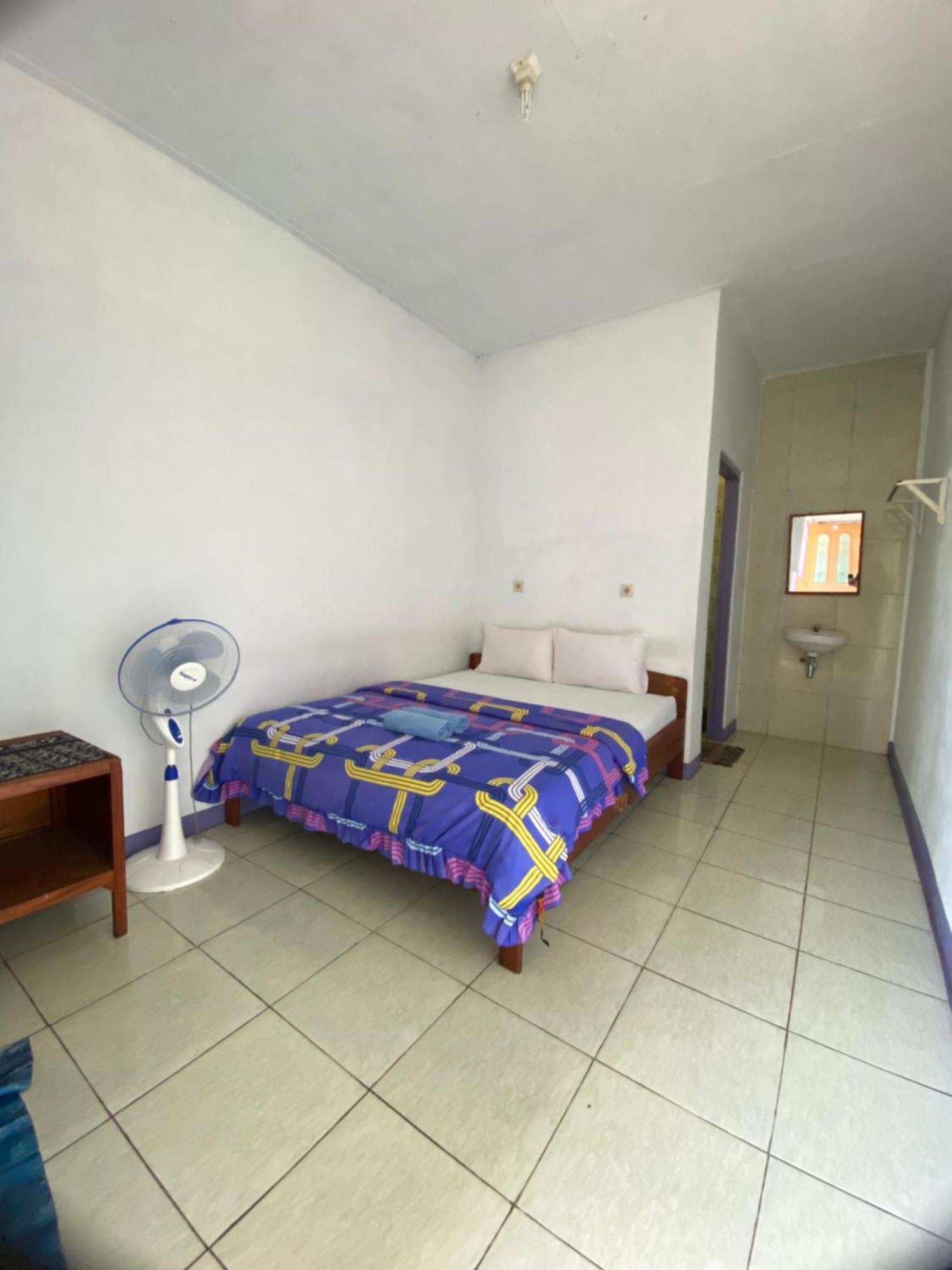 Mahoni Guest House Kelimutu Dış mekan fotoğraf